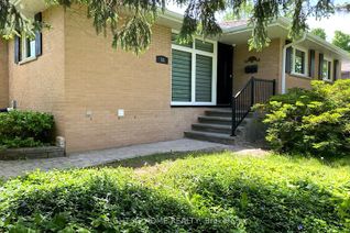 Bungalow for Sale, 55 Steel St, Barrie, ON