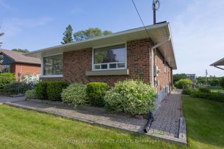 Bungalow for Rent, 117 Wyndcliff Cres #Bsmt, Toronto, ON