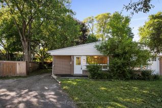 Bungalow for Sale, 122 Longford Dr, Newmarket, ON