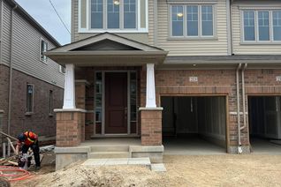 Freehold Townhouse for Rent, 213 Broadacre Dr, Kitchener, ON