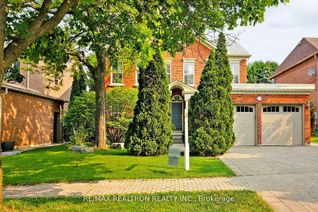 Detached House for Rent, 71 Gatcombe Circ, Richmond Hill, ON