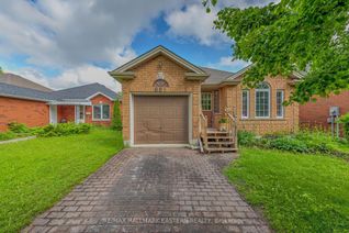 Detached House for Sale, 803 Hemlock St, Peterborough, ON