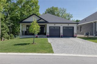 Detached House for Sale, 137 Ridge St, Strathroy-Caradoc, ON