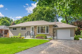 Bungalow for Sale, 32 Strathcona Dr, Pelham, ON