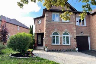 Freehold Townhouse for Sale, 45 Mistleflower Crt, Richmond Hill, ON