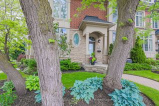 Freehold Townhouse for Sale, 209C Randolph Rd, Toronto, ON