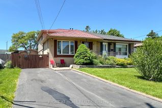 Semi-Detached House for Rent, 892 Marinet Cres, Pickering, ON