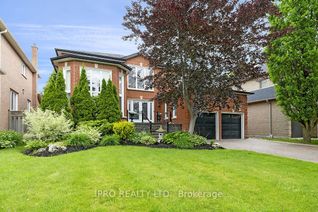 Detached House for Sale, 44 Ellsworth Ave W, Richmond Hill, ON
