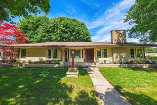 Bungalow for Sale, 576 Dunbar Rd, Kitchener, ON