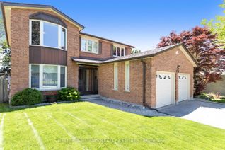 Detached House for Sale, 278 Osmond Cres, Newmarket, ON