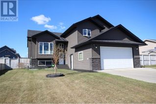 Detached House for Sale, 1004 90 Avenue, Dawson Creek, BC
