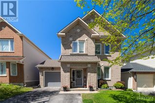 Detached House for Sale, 44 Huntcliff Place, Ottawa, ON