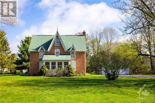 House for Sale, 74 Craig Street, Russell, ON