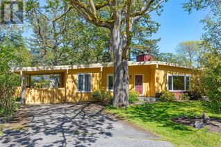 Detached House for Sale, 3546 Redwood Ave, Oak Bay, BC