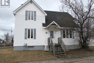 Detached House for Sale, 85 1st St, Smooth Rock Falls, ON