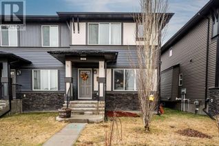 Freehold Townhouse for Sale, 27 Belgian Link, Cochrane, AB