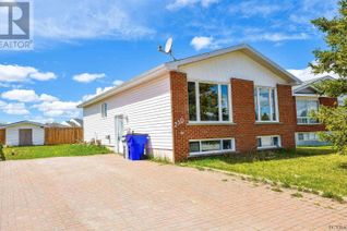 Detached House for Sale, 230 Timcor Cres, Timmins, ON