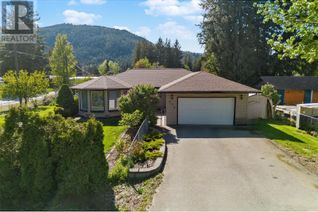 Ranch-Style House for Sale, 602 Birch Avenue, Sicamous, BC