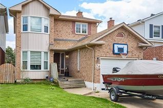Freehold Townhouse for Sale, 24 Tomahawk Drive, Grimsby, ON