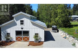 Detached House for Sale, 3368 Linwood Road, Roberts Creek, BC