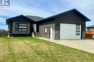 Detached House for Sale, 8209 18a Street, Dawson Creek, BC