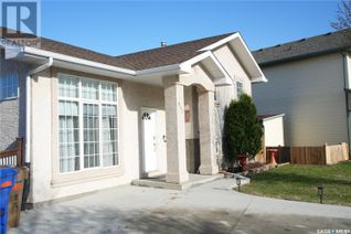 Detached House for Sale, 842 Schwarzfeld Place, Regina, SK