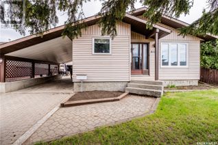 Detached House for Sale, 3311 Carnegie Street, Regina, SK