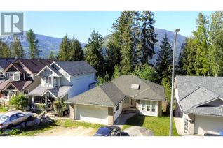 House for Sale, 610 Richards W Street, Nelson, BC