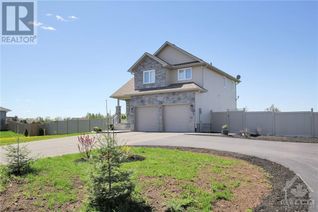 Detached House for Sale, 2857 Dunrobin Road, Ottawa, ON