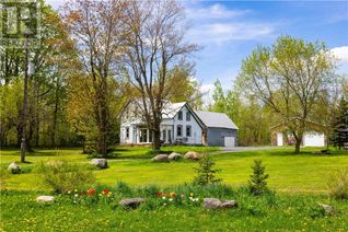 Detached House for Sale, 19453 Kenyon Concession 4 Road, Alexandria, ON