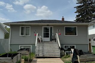 Detached House for Sale, 425 S Avenue S, Saskatoon, SK