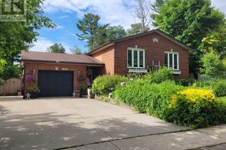 Bungalow for Sale, 195 Little Avenue, Barrie, ON