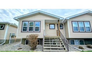 Townhouse for Sale, 4852 Emerald Avenue, Canal Flats, BC