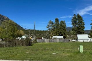 Land for Sale, 8948 Rundle Place, Canal Flats, BC