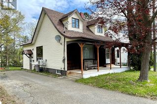 Detached House for Sale, 126 Cambridge Street, Woodstock, NB