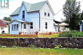 Detached House for Sale, 42 Bay Street S, Northern Bruce Peninsula, ON