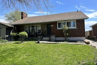 Bungalow for Rent, 44 Golden Boulevard E, Welland, ON