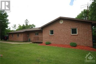 Bungalow for Sale, 3396 Calabogie Road, Burnstown, ON