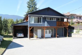 House for Sale, 206 10th Avenue Nw, Nakusp, BC