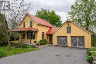 Detached House for Sale, 19498 County Road 17 Road, Williamstown, ON