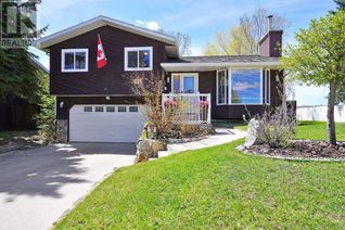 Detached House for Sale, 32 Newlands Avenue, Red Deer, AB