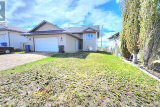 Detached House for Sale, 9620 94 Street, Wembley, AB