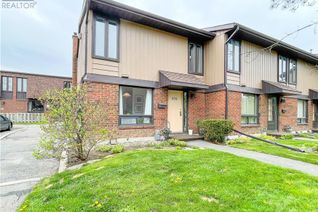 Condo Townhouse for Sale, 878 Cahill Drive W #84, Ottawa, ON