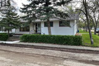 Bungalow for Sale, 133 2nd Street W, Lafleche, SK