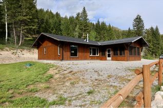 Detached House for Sale, 4975 Castledale View Estates Road, Golden, BC