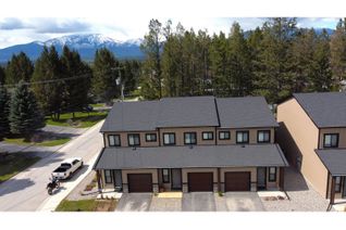 Townhouse for Sale, 7581 Pioneer Avenue, Radium Hot Springs, BC