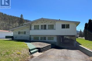 House for Sale, 441 Oak Avenue, Sicamous, BC