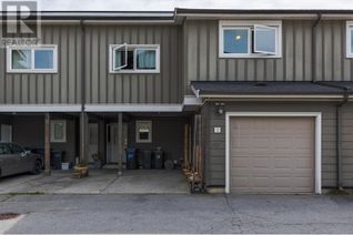 Condo Townhouse for Sale, 39752 Government Road #7, Squamish, BC