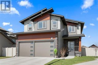 Detached House for Sale, 22 Victory Close, Red Deer, AB