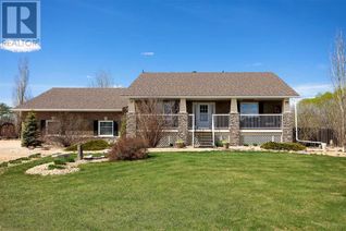 Bungalow for Sale, 47216 Range Road 200, Rural Camrose County, AB